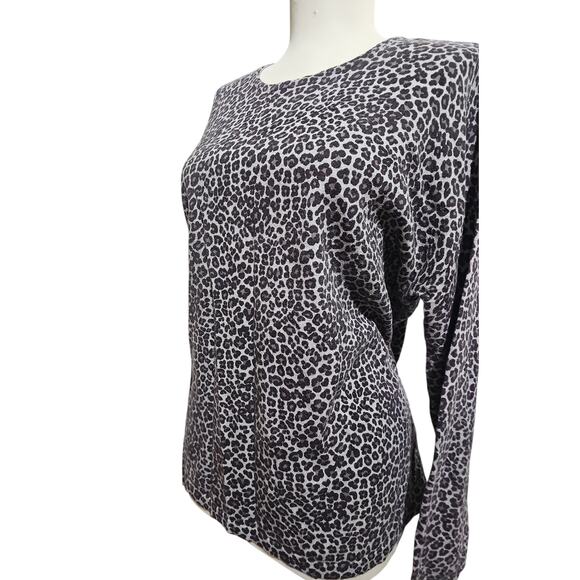 J jill Crewneck Knit Top Animal Print Womens Medium Gray Long Sleeve Neutral - Picture 2 of 7
